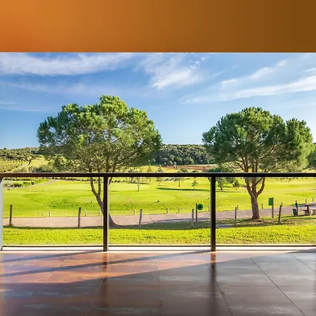 Nau Morgado Golf & Country Club 4* ポルティマン