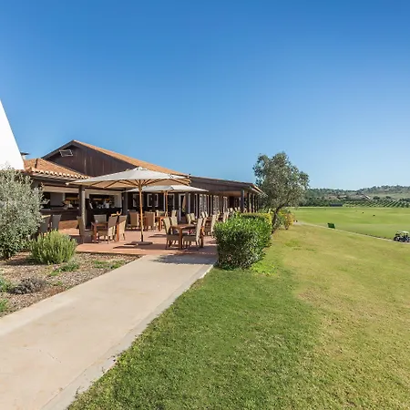 Hotell Nau Morgado Golf & Country Club