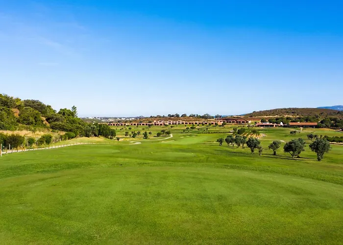 Nau Morgado Golf & Country Club 4* Portimão