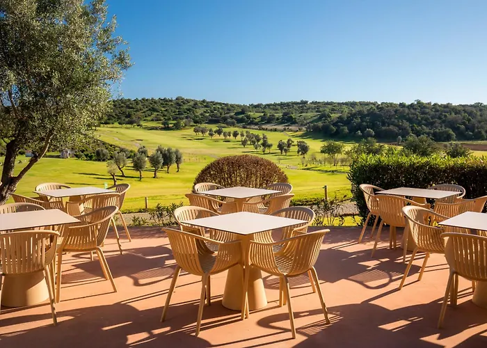 Nau Morgado Golf & Country Club Hotel