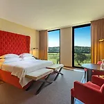 Nau Morgado Golf & Country Club 4*