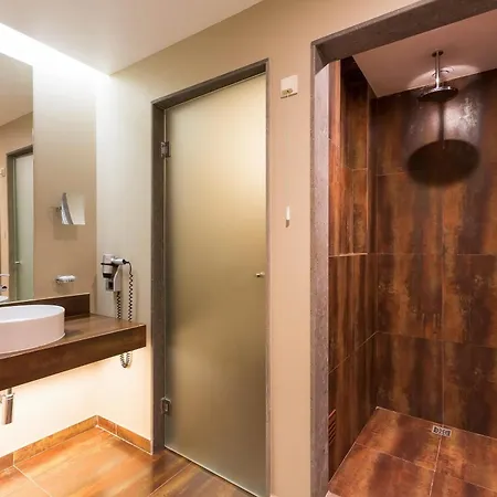 Hotel Nau Morgado Golf & Country Club 4*