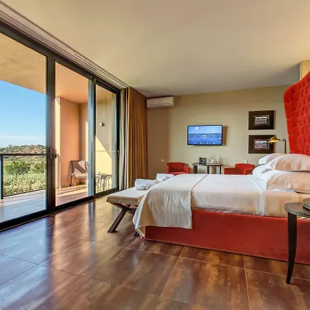 Nau Morgado Golf & Country Club Hotel