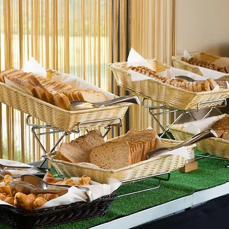 Hotel Nau Morgado Golf & Country Club 4*