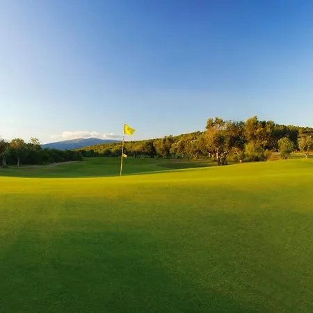 Hotel Nau Morgado Golf & Country Club 4*