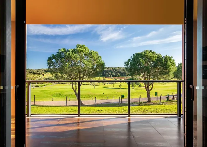 Nau Morgado Golf & Country Club 4* Portimão