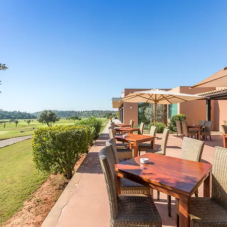 Hotel Nau Morgado Golf & Country Club 4*