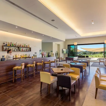 Hotel Nau Morgado Golf & Country Club 4*