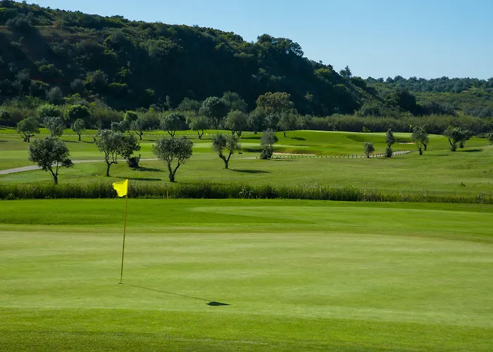 Nau Morgado Golf & Country Club Otel 4*