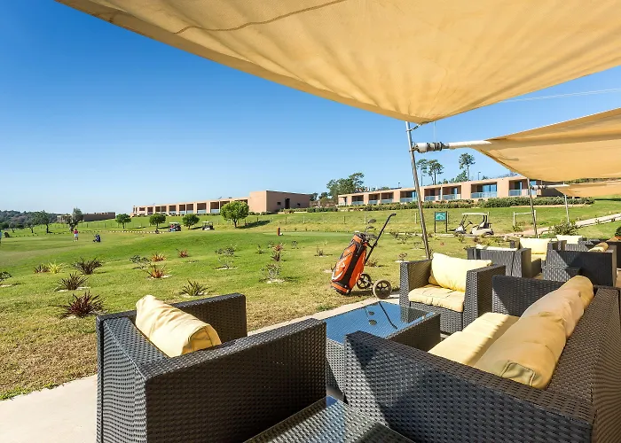 Otel Nau Morgado Golf & Country Club