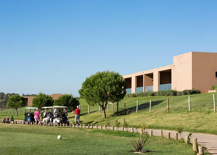 Nau Morgado Golf & Country Club Otel 4*