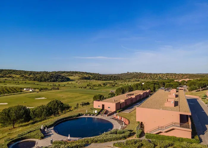 Nau Morgado Golf & Country Club Otel