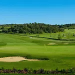 Nau Morgado Golf & Country Club Hotell 4*